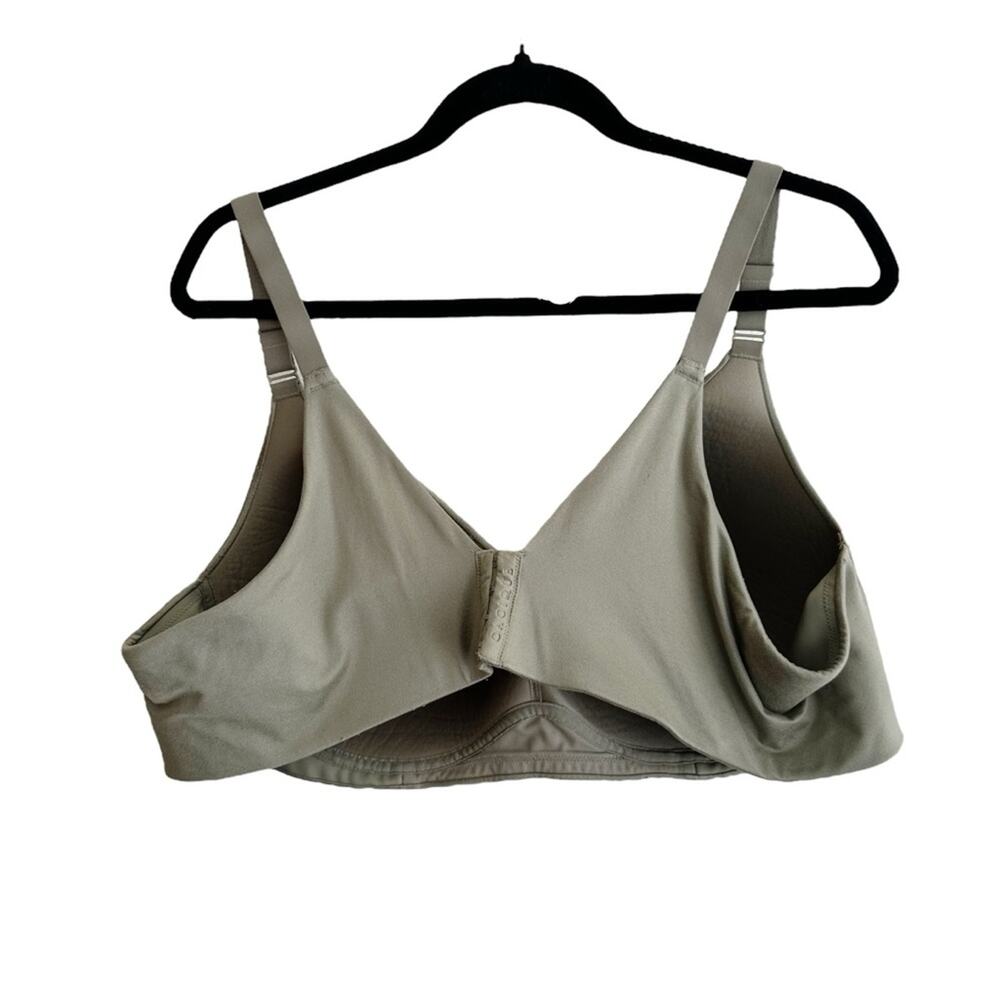 Cacique Lightly Lined Wireless Bra Backsmoother - image 7